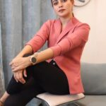 Anusree Instagram – “Pose like a boss, for confidence is the language of success.”..😎😎

Click @ajingsam