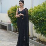 Anusree Instagram – “Elegance in simplicity”
Wearing black to let the outfit speak for itself…🖤🖤🖤💜💜💜
#black #minimalstyle# shootdays #withblack

MaH @pinkyvisal 
Assistant @nidhinmaniyan
Ear ring @varuthri_findings
Outfit @alankaraboutique 
Styling @sabarinathk_
Click @amalkrishna_photographs