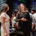 Anusree Instagram – Candid clicks beautifully captured the genuine emotions and moments….🥰🥰

MaH @amal_ajithkumar 
Outfit @alankaraboutique 
Earring @varuthri_findings 
Click @wed73weddings