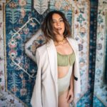 Anya Singh Instagram - December Resolution- Take Instagram seriously now! #iykyk #december #mood #shootday Styled by- @khyatibusa Make up- @makeupwali Hair- @hairbysurekhan Shot by - @bharat_rawail