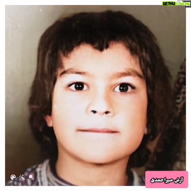 Arash Mir Ahmadi Instagram - دنیا همه هیچ و اهل دنیا همه هیچ ای هیچ برای هیچ بر هیچ مپیچ دانی که پس از مرگ چه باقی ماند عشق است و محبت است و باقی همه هیچ @arashmirahmadi . پ ن: من و خدا بیامرز مادرم و خواهرم با بزنامه. Myheritage Tehran, Iran