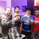 Arash Mir Ahmadi Instagram - ماجرای عکس گرفتن در تولد سامان عزیز @saman_staar2020 @hootiyan_official @hootian.amir @alimusic1981 Tehran, Iran
