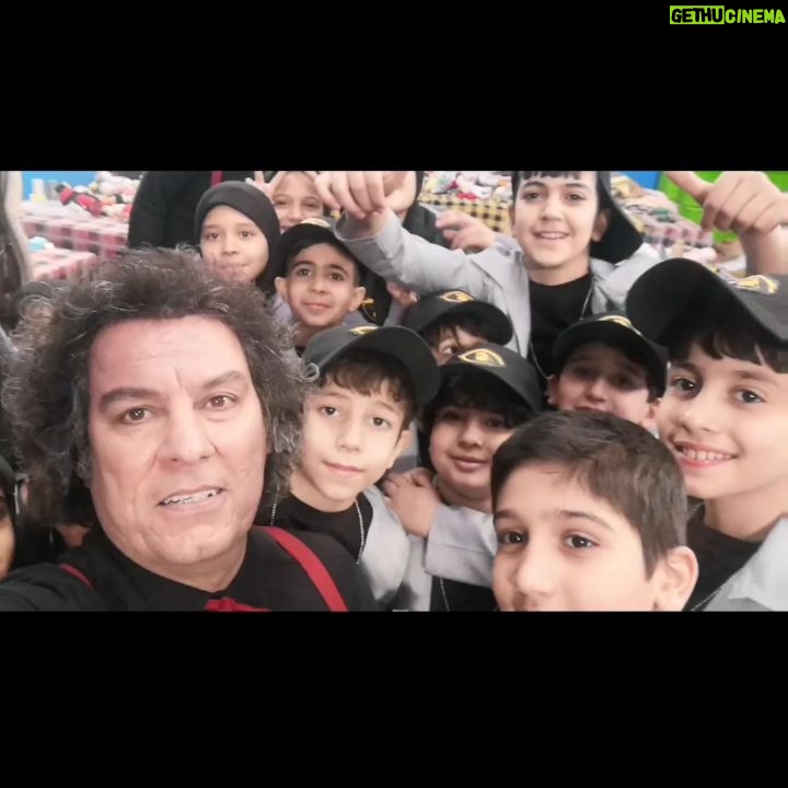 Arash Mir Ahmadi Instagram - دنیاییه با بچه ها کار کردن.. @ghesehezarafsoon @meysam_rastegari @arash_nozari @faridyousefpour @meisammousavi