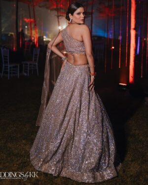 Archana Gautam Instagram - Indian look 😍😍😍 
Styling by - @nehaadhvikmahajan 
Outfit- @neerusindia 
Jewellery by - @kanakratna_wholesalejewellery 
Makeup & Hair - @sunnyroyy_official 
Event - wedding event in Chhattisgarh #archanagautam