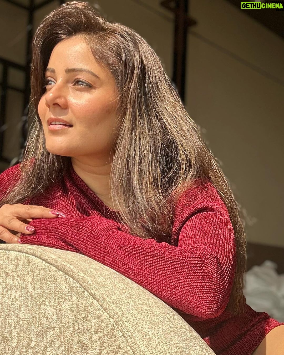 Archana Gupta Instagram - Na kajre ki Dhar, Na koi kiya Shringar Phir bhi 🤩🥰🤩🥰🤩🥰🤩 . . . . . . . #naturallight #photo #mobileclick #morningmood #sunkissed #holidayseason #archana #actress #beauty #love #instaphotos #foryou #happiness #fridayfeeling #weekendvibes Mumbai, Maharashtra