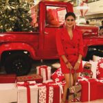 Archana Gupta Instagram – Merry Christmas with Lot of Love ❤️ 
.
.
.
.
.
.
.
.
.
#merrychristmas #xmas #christmastree #christmastime #reddress #diva #fashionstyle #archana #love #beauty #mystyle #partytime #potd #goodvibes #byebye2023 Taj Lands End, Mumbai