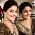 Archana Gupta Instagram - My favourite is 5th one, yours ? . . . . . #photos #weddingoutfit #indianweddings #sareelove #sari #sareeaddict #jewellery #indianfashion #goldensaree #archannaguptaa #slayqueen #traditional #stylish #trending