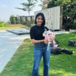 Archana Jois Instagram - ನಲಿವಾ ಗುಲಾಬಿ ಹೂವೆ, ಮುಗಿಲಾ ಮೇಲೇರಿ ನಗುವೇ… 😊🌹
