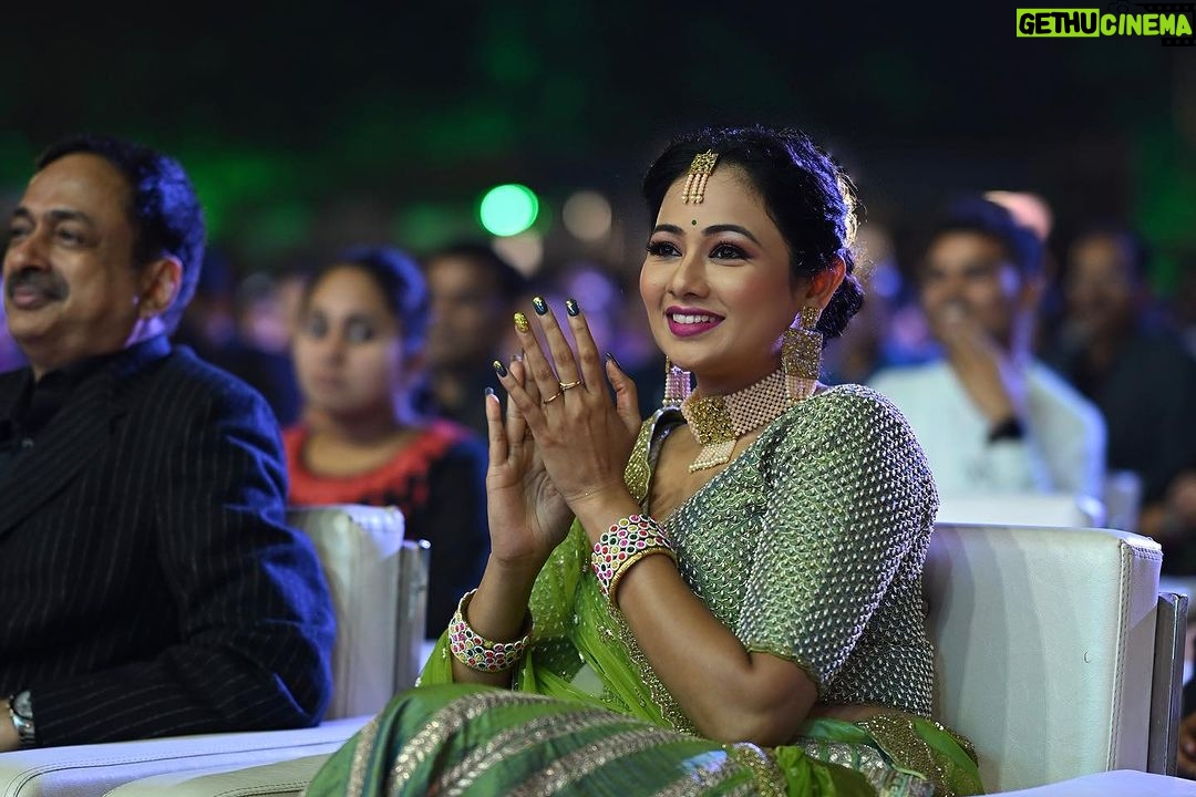 Archita Sahu Instagram - Here are few glimpses from Naman 24 ! What an amazing initiative by @smileplease_org #popa and #white canvas to pay tribute to our real heroes π Watch the entire show today at 6pm on @sidharthtvofficial