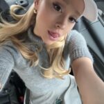 Ariana Grande Instagram -