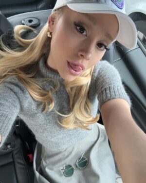 Ariana Grande Instagram - 