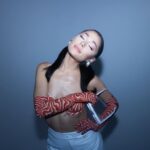 Ariana Grande Instagram - some chapter 1 things @r.e.m.beauty 🌬