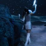 Ariana Grande Instagram - #rembeautyexperience @instagram 🔬🤍 @r.e.m.beauty