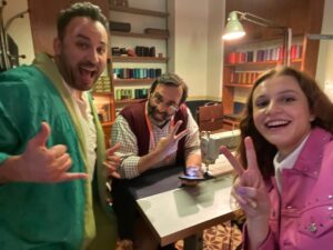 Arif Pişkin Instagram - #mervekült kamera arkası 

@o3medya 
@kalafilm 
@cemalalpan 
@hazerb 
@ceylannaz 
@netflixturkiye 
#sanerayar
@selinkokmanagement