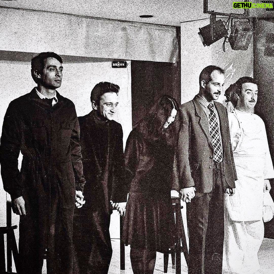 Arif Pişkin Instagram - #tbt de bu gün (eskişehir tiyatora kumpanyası) #etk #zenginmutfağı #vasıföngören #1995 Eskisehir, Turkey