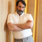 Arif Pişkin Instagram – ….

@selinkokmanagement 
@mustafaoguzcan 
Fotoğraf: @kemaldedecan_ 
Stayling: @nernee