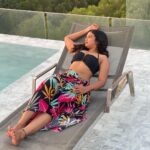 Ariyana Glory Instagram – 🌊 🌸🌈

#ariyana #ariyanaglory