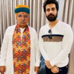 Arjan Bajwa Instagram - The new year began with a meeting over tea with h’ble minister of Law & Justice,govt of India Shree Arjun Ram Meghwal ji..being a former IAS officer,listening to him about new policy of having 33% reservations for Women in politics and other affairs showed an exemplary vision and insight for women empowerment…🙏🏻 . . . . @arjunrammeghwalofficial ji @bjp4india @mygovindia @narendramodi #india #govtofindia #memberofparliament #jaihind🇮🇳 #womenempowerment #womenpower #progress