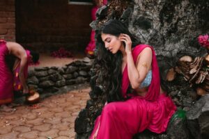 Arjun Kamath Instagram - “Be a Flamingo in a flock of Pigeons” ~ Savannah Larsen 

Actress- @malavikamohanan_ 
Costume designed and styled by- @wardha_ahamed 
Make-up- @makeupartistkarishmabajaj 
Hair- @nishisingh_muah 
Public Relations- @theitembomb 
Accessories- @creativegemsandjewels 

#CapturedOnCanon with a Canon EOS 5D Mark IV @canonindia_official 

#portrait #actress #malavikamohanan #nature #green #pink #sunlight #photography #arjunkamathphotography #mumbai  #DoGreatWithCanon #MentorsInFocus #EOSMaestro #malavikamohanan #bollywood #instagood #instagram