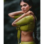 Arjun Kamath Instagram – She had one of those gazes that went straight to the heart. She looked at you without giving away any secret from the treasure trove of her thoughts. But her eyes always invited one in for a soft conversation that went beyond words. Just like that, she was a mystery that unfolded blink by blink. And even when you had spent enough hours and days with her, she made it hard to say, “I know her”. 

Actor- @malavikamohanan_ 
Costume designed and styled by- @wardha_ahamed 
Make-up- @makeupartistkarishmabajaj 
Hair- @nishisingh_muah 
Public Relations- @theitembomb 
Accessories- @bhavyarameshjewelry 

#CapturedOnCanon with a Canon EOS 5D Mark IV 

#portrait #actress #nature #green #photography #arjunkamathphotography #mumbai #instagood #instagram #DoGreatWithCanon #MentorsInFocus #EOSMaestro #malavikamohanan Karjat, India