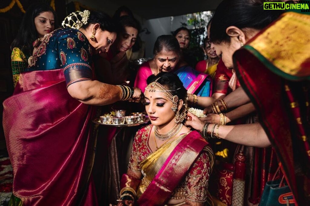 Arjun Kamath Instagram - I believe that the bond of a child and her mother is simply magical, imbued with the kind of love that no one else can comprehend or share. This is why, when I am shooting weddings, I look forward to portraying this very relationship between the bride and her mother and the groom and his mother as well. At Lakshmi’s wedding, it was heartwarming to see the playful, loving vibe that resonated between the mother-daughter duo, filled with fun remarks and an exuberant spirit. And while they both were vivacious most of the time, on the morning of the wedding, they graced a quiet charm, making the most of each other’s close presence. I can imagine that just having her mother around must have given Lakshmi implicit strength and validation, while for her mother, this must have been one of the most precious days. As I observed them while taking these pictures, I thought to myself how beautiful and important a day it was to both, as if the silence conveyed the tremendous love they felt for each other. I believe that these quieter moments are full of stillness and warmth that give milestones like weddings all the more grace. Because as touching as it is to see people revel in merriment, there is also a certain purity in the tender moments that gently unfold. And as a storyteller, I love depicting these ebbs and flows of emotions that honour the auspicious day, making it wholesome and truly once in a lifetime. #CapturedOnCanon with a Canon EOD 5D Mark IV and a Canon 24-70 mm f/2.8L II Lens Lit with @profotoglobal B10’s @srishtidigilife @canonindia_official Makeup @vikrammittal5 Hair @awon.wungkhai #arjunkamathphotography #bride #groom #portait #mother #daughter #indian #wedding #weddingphotography #photography #eosmaestro #mentorsinfocus The Tamarind Tree