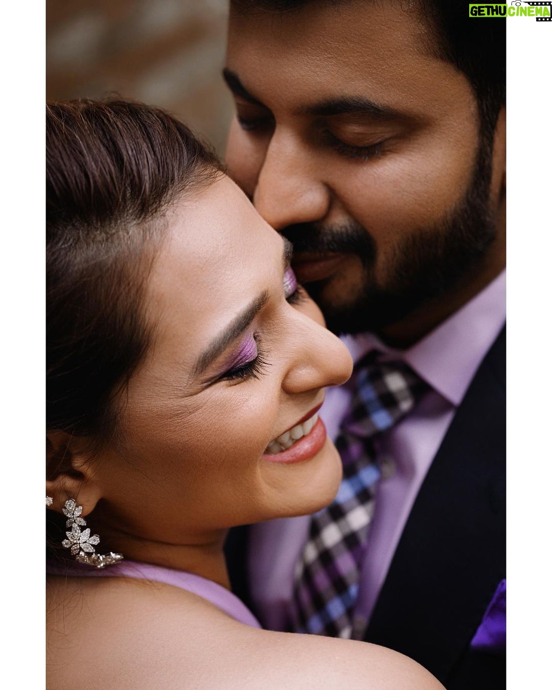 Arjun Kamath Instagram - When I’m with you, lavenders bloom in my heart– could there be a more gentle sign of love? The evening had blessed us with the most divine sunlight as we ambled the verdant milieus of Tamarind Tree, Bangalore. I remember being lost in a lighthearted conversation with Sharayu and Sharadh for the few hours we spent making their portraits. Donned in tender shades of lavender, the couple stood apart brightly amidst the earthy tones of Tamarind Tree, treating the artist in me to a visual delight. The frame only bloomed with more charm as the couple unfurled into a graceful twirl. And at the same time, the vibrant sprays of magenta added all the more flavour to this artistic concoction. As I look back at that beautiful February evening, I admire how effortless the whole experience was. The three of us strolling the earthy grounds looking for pockets of sunlight here and there, as the sun gradually dipped below the horizon. #CapturedOnCanon with a @canonindia_official EOS R5 with a Canon RF 70-200 mm f/2.8L IS USM and a Canon EF 100mm f/2.8L Macro IS USM #prewedding #couple #photoshoot #preweddingphoto #preweddingshoot #preweddingphotography #portrait #twirl #romantic #arjunkamathphotography #bangalore #DoGreatWithCanon #MentorsInFocus #EOSMaestro #instagood #instagram The Tamarind Tree