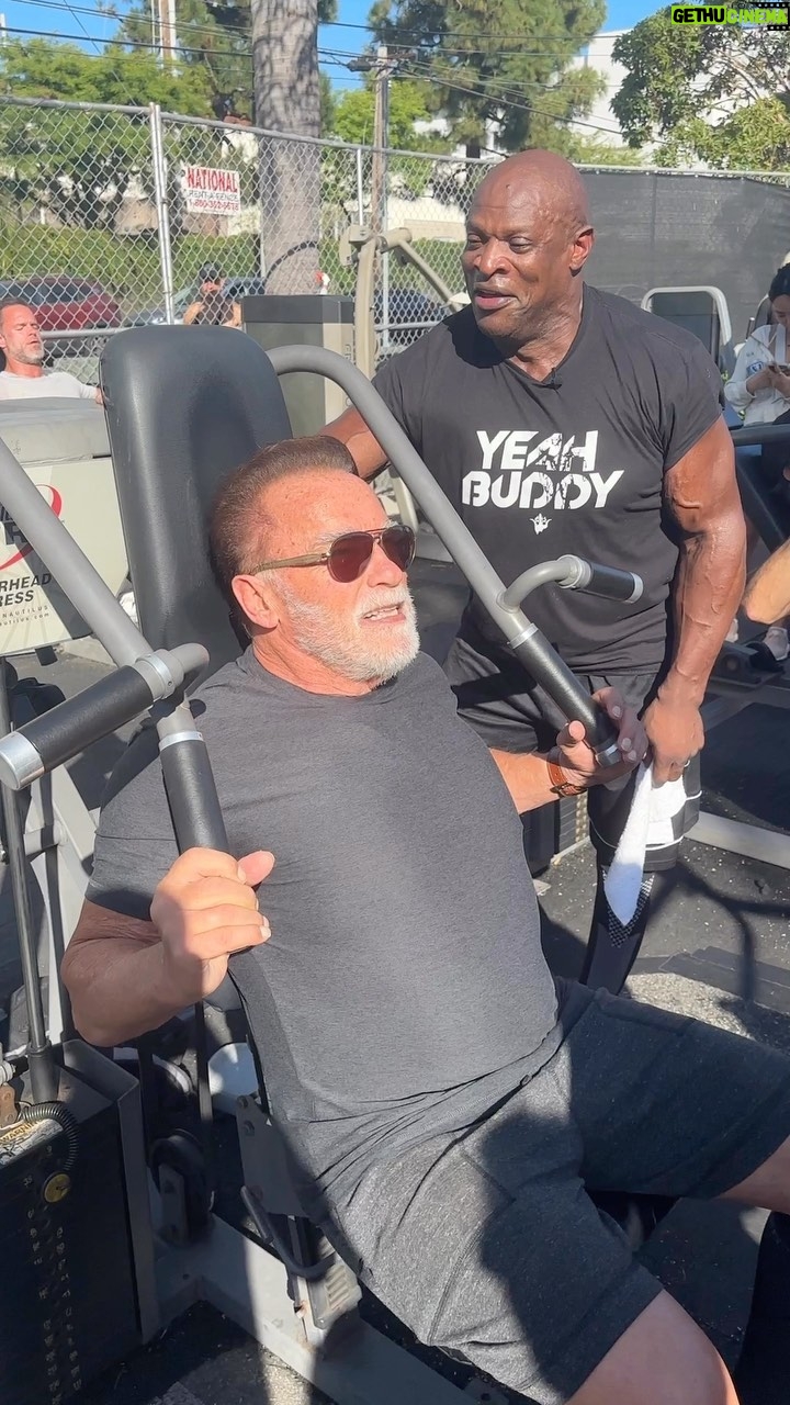 Arnold Schwarzenegger Instagram - We all need training partners to help us reach our potential. I know Franco was looking down on @ronniecoleman8 pushing me today and smiling. Join our village at the link in my bio and I’ll push you every day with a free email.