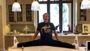Arnold Schwarzenegger Instagram - Mobility and flexibility are so important to me. Subscribe to the Pump Club at the link in my bio for more tips and tricks 💪.