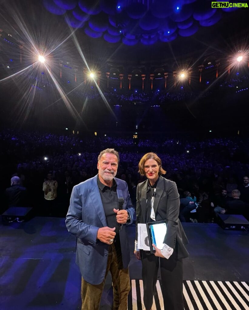 Arnold Schwarzenegger Instagram - Thank you London! How could I ever call myself self-made? Imagine me standing in Royal Albert Hall alone. What made my stay here special was seeing thousands of you. I love you all and I hope Be Useful helps every single one of you.