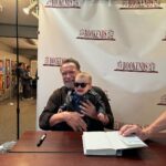Arnold Schwarzenegger Instagram - What a fantastic time signing all of your books at @bookendsnj. This was my cutest fan. He was a little upset when he found out he wasn’t the only Terminator there.