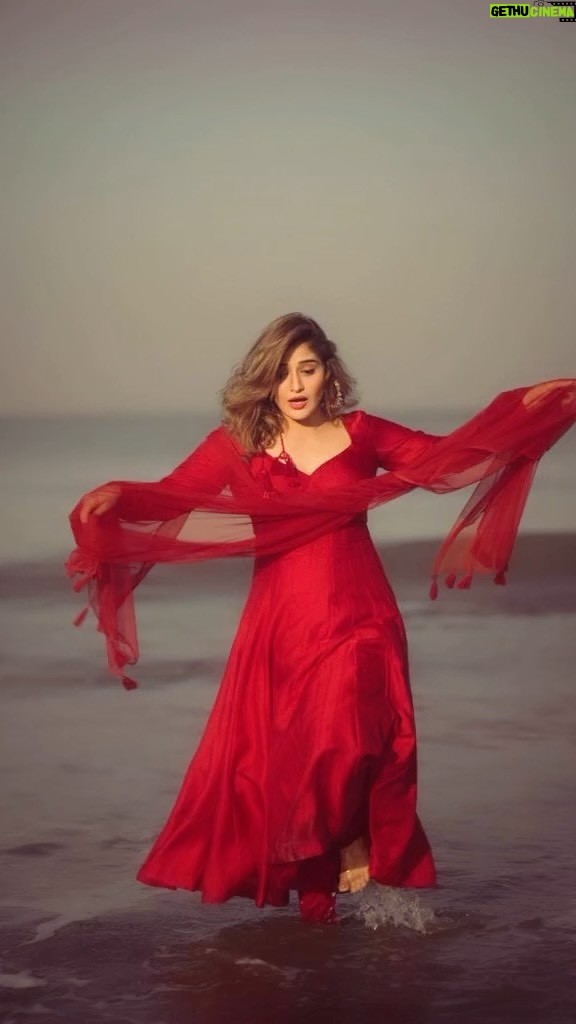 Arti Singh Instagram - Ye toh vahi diwani hai ❤️