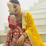 Arti Singh Instagram - Rab di Meher 🙏 Wearing @shreeaaryaofficial @shreeaaryaofficial