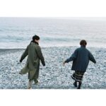 Asami Usuda Instagram - 川島小鳥が撮る、マーガレット・ハウエルを纏った臼田あさ美と井之脇海。後編 @houyhnhnm_official 冬の海もすき🌊