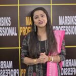 Aseema Panda Instagram – Marbiks Professional salon At Cuttack cda 10 , and Sisua Salepur….

Raga Hydra facial 399
Hair cut 69
 @marbiks_professional @aseema_panda 

Thank you so much ❤️👍