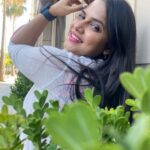 Aseema Panda Instagram - କେତେ ଅଜଣା ଅସୁଣା କଥା ସୁଭେ ପବନ ରେ .... #aseemapanda #aseemapandasong #reels #reelsinstagram #reelitfeelit