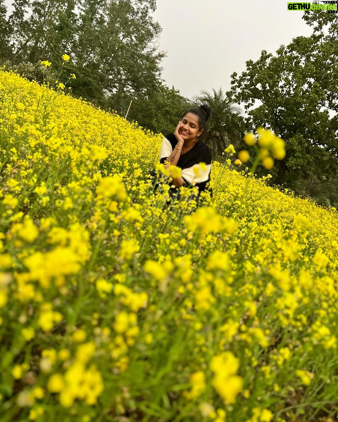 Aseema Panda Instagram - On my way from Sundargarh to Deogarh… 🌼
