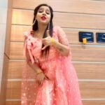 Aseema Panda Instagram - #chatitaletractor 🚜🚜🚜 Make ur reels & tag us on this new dance number … 😉🤗