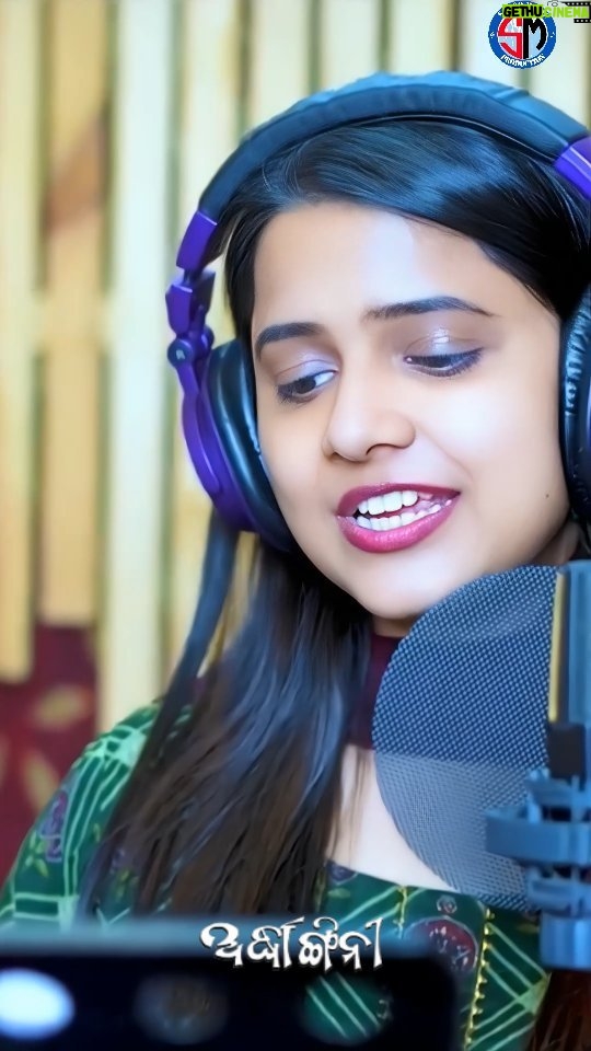 Aseema Panda Instagram - #Ardhagnini Tune in this beautiful 🎶 as full studio version is out on Yt/@sahoomusic In the voice of @humanesagar_official Bhai n our sweet Di @aseema_panda with the wonderful compositions of @rudra_pr_official n So beautifully penned by @niranjan.panda.963 . Check it out n enjoy the full 🎶