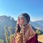 Asha Negi Instagram - Guys please romanticise your life. Go on solo dates and solo trips. Life will give you only how much you believe you deserve and desire. I’m so thankful for the clarity I’ve recieved in the past year, it’s been an extremely liberating and transformative experience. I wish I can soon share with you all my surreal experience of these past few days and how life is full of surprises and beautiful people and moments only if you are open to life. Meanwhile I’ll keep living in it with my arms wide open & a heart full of love and gratitude!😊🫶✨ Happy New Year evryone! . 📷 @zuvamart