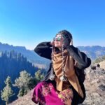 Asha Negi Instagram - Guys please romanticise your life. Go on solo dates and solo trips. Life will give you only how much you believe you deserve and desire. I’m so thankful for the clarity I’ve recieved in the past year, it’s been an extremely liberating and transformative experience. I wish I can soon share with you all my surreal experience of these past few days and how life is full of surprises and beautiful people and moments only if you are open to life. Meanwhile I’ll keep living in it with my arms wide open & a heart full of love and gratitude!😊🫶✨ Happy New Year evryone! . 📷 @zuvamart