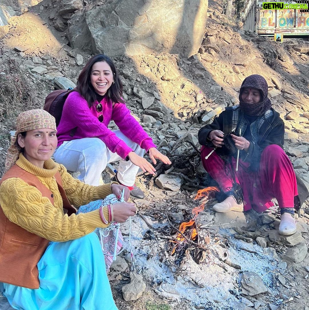 Asha Negi Instagram - For the small things, and big things, and everything in between…🫶✨💟 Jalori Pass- Old Britishers route