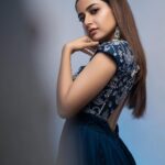 Ashika Ranganath Instagram - 💙 Styling @manogna_gollapudi Outfit @issadesignerstudio Earrings @kriyaah002 Make up @makeuphairbyrahul Hair @sknsankar Shot by @manish_linga_photography