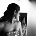 Ashika Ranganath Instagram - For star parivar awards 2023 ✨ @manogna_gollapudi @sahilkochharofficial @petalsbyswathi @screamstudiosbyharsha @urjapatel_artistry @paramesh_hairstylist @theblindersstudio @theblinders.in