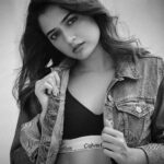 Ashika Ranganath Instagram - 🖤 Denim 🖤 In frame : actress : @ashika_rangnath Shot by : @sandeep.mv Make up : @urjapatel_artistry Hairstyle by : @paramesh_hairstylist Location : @_sunburstt_ Shot with @nikonindiaofficial #Z9 + lit with @profoto #B1X #ashikarangnath #sandeepmv #sunburstt #portraitsbySMV #SMV #nikonz9 #z9 #profoto 🖤 Bangalore, India