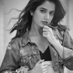 Ashika Ranganath Instagram - 🖤 Denim 🖤 In frame : actress : @ashika_rangnath Shot by : @sandeep.mv Make up : @urjapatel_artistry Hairstyle by : @paramesh_hairstylist Location : @_sunburstt_ Shot with @nikonindiaofficial #Z9 + lit with @profoto #B1X #ashikarangnath #sandeepmv #sunburstt #portraitsbySMV #SMV #nikonz9 #z9 #profoto 🖤 Bangalore, India