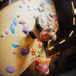 Ashima Shiraishi Instagram - The walls are full of latent possibilities! 🌀 Exploring them one at a time. Fueling up for the infinity wall with a new smoothie bowl from @smoothieking 🍓🤸🏻‍♀️❇️ #ad photo/ video: @bumblemeek