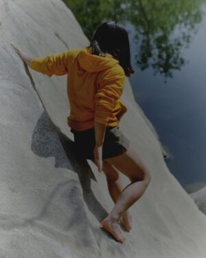 Ashima Shiraishi Instagram - The rocks, ever-evolving, are shaped into curved and glacial looking sculptures by the water. 
Lao Tzu once said, “Water is fluid, soft, and yielding. But water will wear away rock, which is rigid and cannot yield. As a rule, whatever is fluid, soft, and yielding will overcome whatever is rigid and hard. This is another paradox: what is soft is strong”. 

Water being soft and strong reminds me of the soft power of storytelling. Here’s one story: 
before Los Angeles was even a word on a map, it was called Tovaangar, the territory of the Tongva, Chumash and Kizh, who were then enslaved to build the San Gabriel Mission and San Fernando Mission. It may be unsettling to realize but urban areas that have become so ingrained in our collective consciousness as “American” were once native land, too.

📍Chumash, Kizh, Fernandeño Tataviam, Micqanaqa’n and Tongva land
📍Support and donate to @tongva.land (Tongva Taraxat Paxaavxa Conservancy) a Tongva led land conservancy in Tovaangar where land has returned to their hands for the first time.
@noahsahady pic 
@arcteryx used gear fit