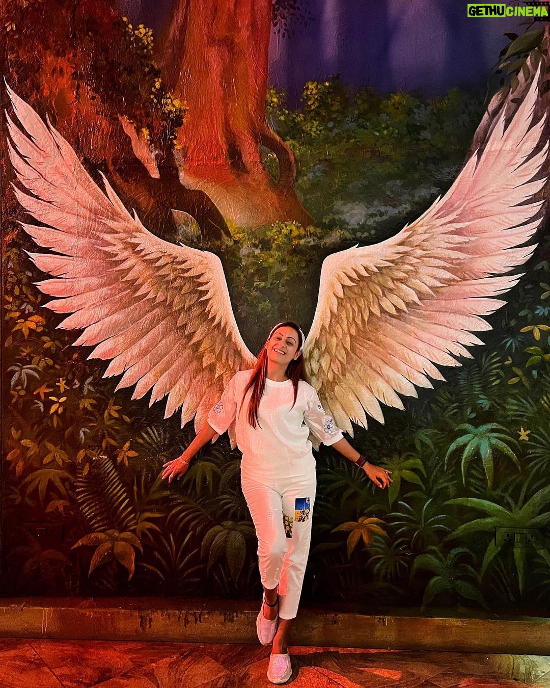 Ashita Dhawan Instagram - A perfect getawayđ¤ @tropicalretreatigatpuri Home away from home is how I felt at this propertyâ¤ď¸ Missed out on the adventure sports as I relaxed in the comfort of my room and explored the property and enjoyed the foodâ¤ď¸ Thankyou so much for having us overâ¤ď¸ Love and lightâ¤ď¸ . . #weekendgetaway #tropicalretreat #igatpuri #nature #vibe #comfort #relaxed #rejuvinate #rejuvenation #traveldiaries #ashitadhawan #dabbangdhawan #dhawanswhoarehappy #dhawanprash #dhawanandonly Will u be visiting soon? Tropical Retreat Resort, Igatpuri