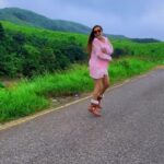 Ashita Dhawan Instagram - NORTHEAST INDIA WITH DABBANG DHAWAN❤️‍🔥CHEERAPUNJI📍 Also known as Sohra: A land of waterfalls and sceneic view points🤍 A 13 second glimpse of this divine destination 🫶 . . Video shot & edited by @_unqe_rohan_ 🫶 . . #cheerapunji #northeast #meghalaya #dawki #livingroutesbridge #ecopark #sevensisterswaterfall #ashitadhawan #dabbangdhawan #dhawanswhoarehappy #traveldiaries #travel #rejuvinate #grateful #gratitude #thankfull