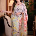 Ashita Dhawan Instagram - NORTHEAST INDIA WITH DABBANG DHAWAN❤️‍🔥 GUWAHATI: SUPARI BAZAAR🤍 Received so much love and affection from this sprawling city beside the Brahmaputra River that I came back to Bombay with an overwhelmed heart and truckloads of memories ❤️ The people of this city have a pure and loving heart and immense amount of talent 😍 Watch this space for more🤍 . Wearing this beautiful saree by @deepshikhakashyap_official ❤️‍🔥 Managed by my supercute Guwahati brothers @sarukh_ali_khan @dhrubasarma01 😍 . . #guwahati #northeastindia #northeast #travel #talent #saree #designer #beautiful #sequins #glamour #indian #wedding #ashitadhawan #dabbangdhawan #dhawanswhoarehappy #ashybaby #gratitude #omsairam #event #thankyou